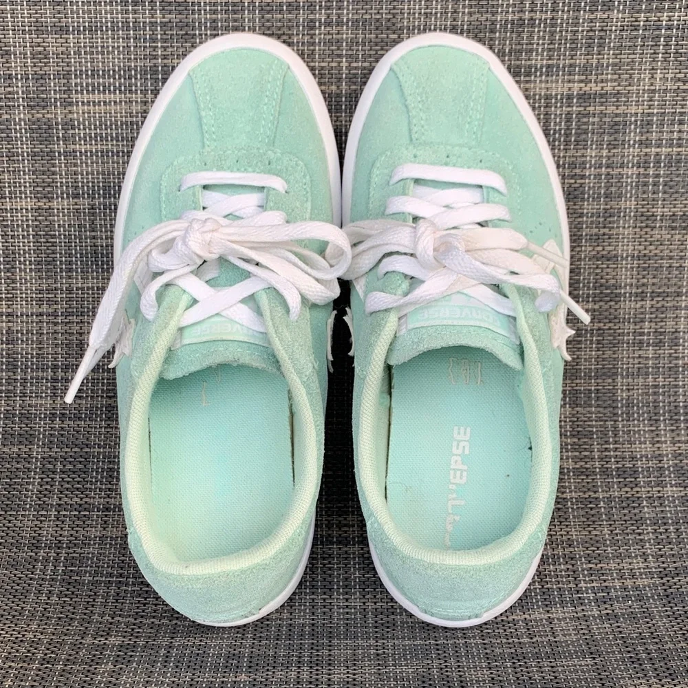 Converse Breakpoint Ox Low Suede Sneakers in light green unisex lil kids Size 13
